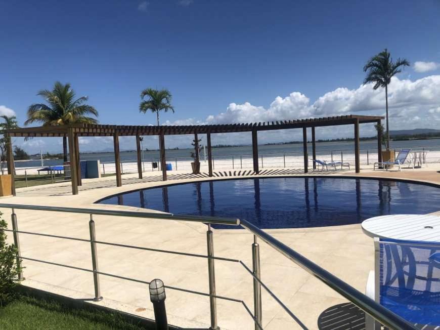 Flat com praia privativa e lazer total em Arraial Arraial do Cabo Esterno foto